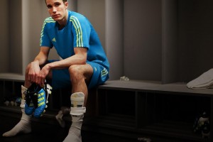 开云体育下载-尤文轻取中国，阿拉巴完成自我救赎，足球场上的殖民幽灵与后殖民呐喊